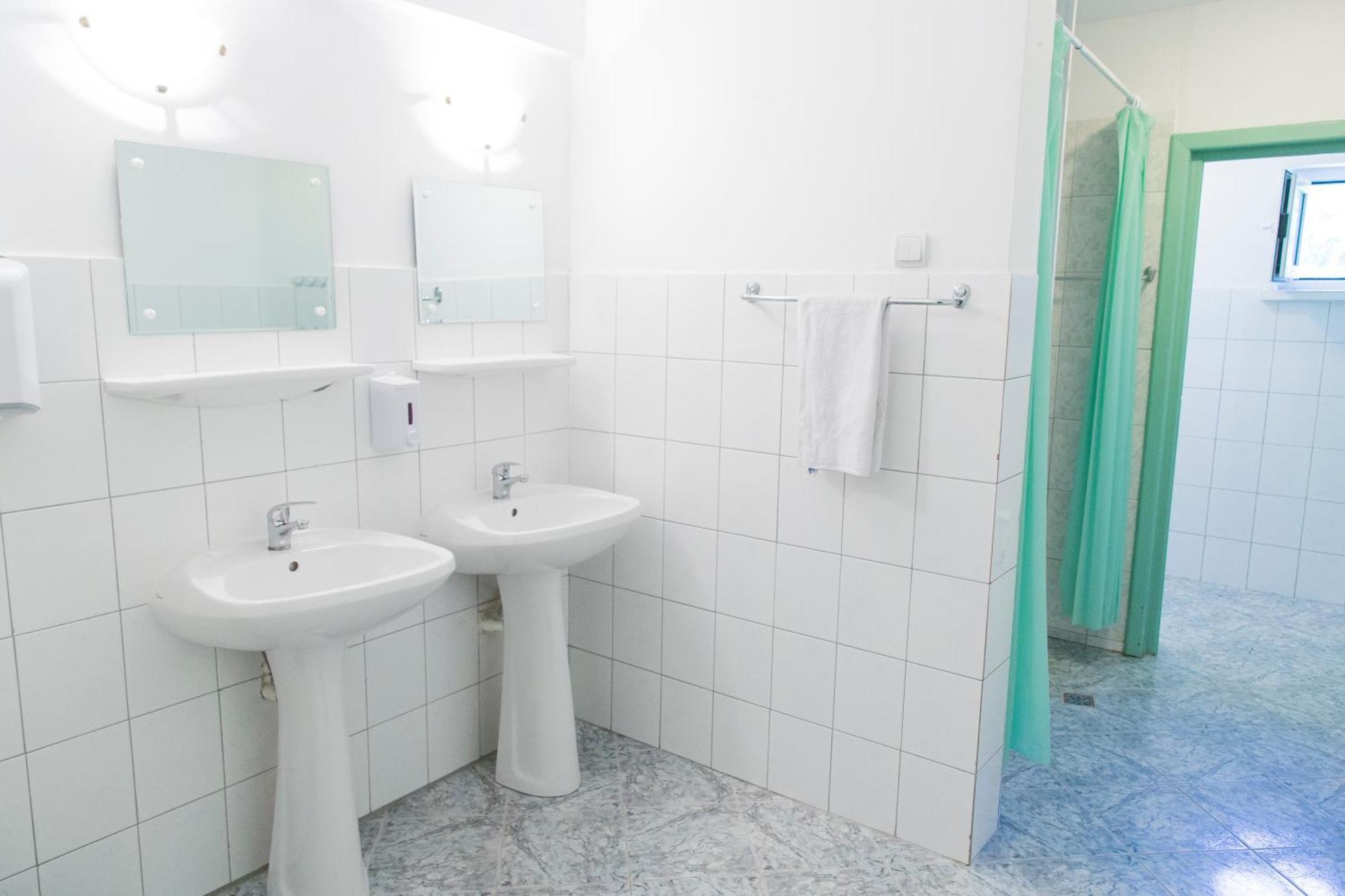 Hostel Holland Bacău Dış mekan fotoğraf